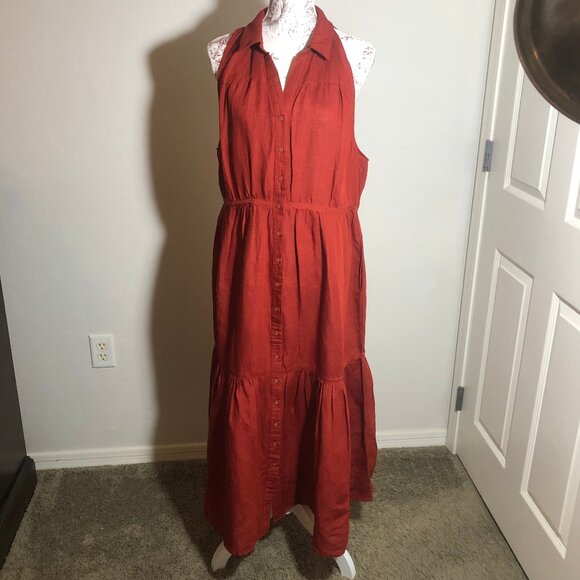 Looking for the perfect dress to transition your wardrobe into autumn? - Picture 1 of 12